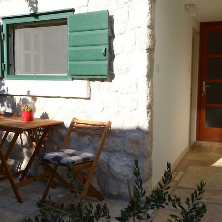 Apartments Larsen Omiš Exterior foto