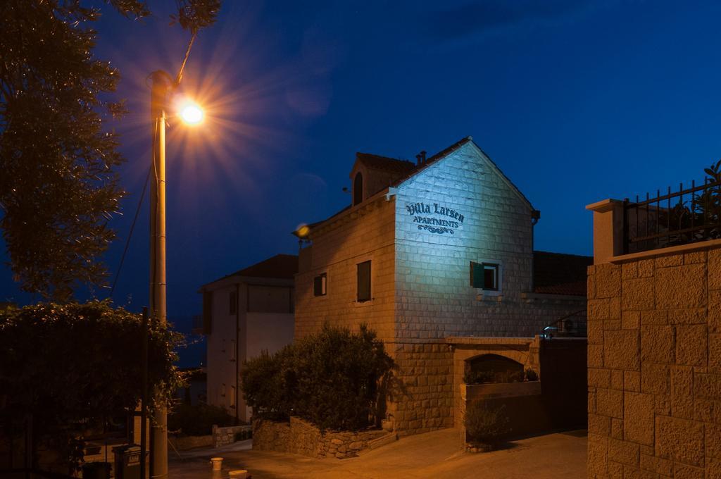 Apartments Larsen Omiš Exterior foto